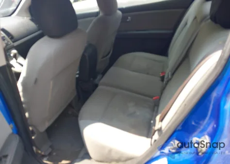 2011 Nissan Sentra 2.0Sr из США, поврежденный, VIN 3N1AB6AP3BL618306